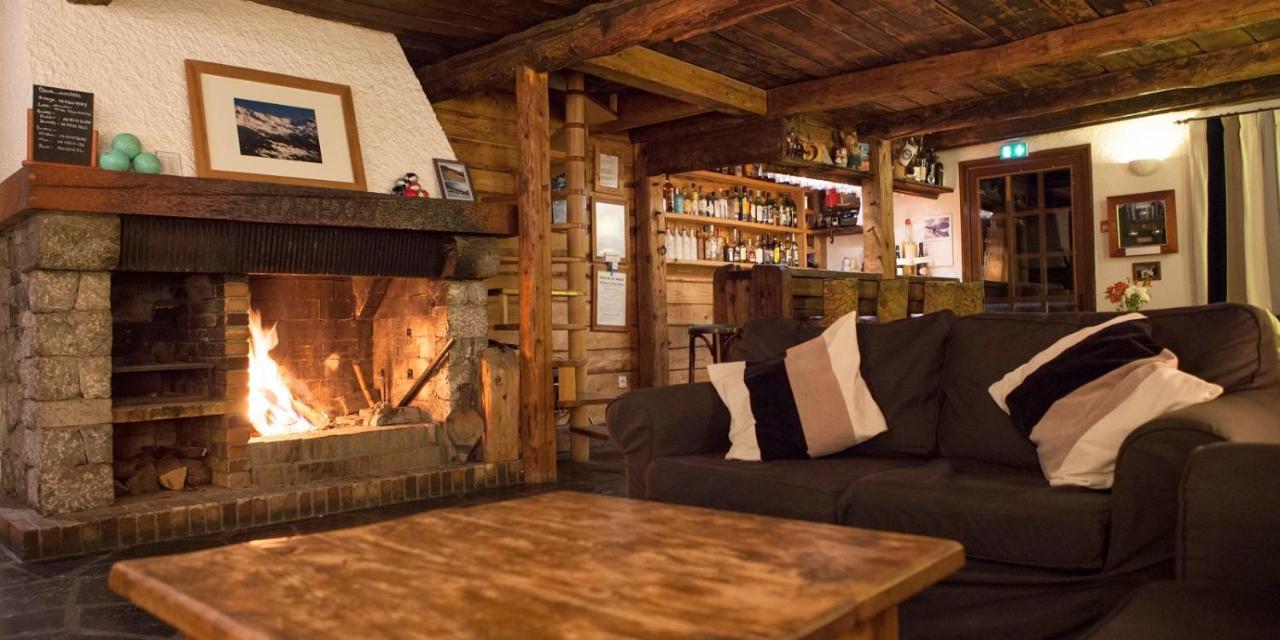 Auberge Sur La Montagne ซานต์-โฟย์-ตาฮองเตส ภายนอก รูปภาพ