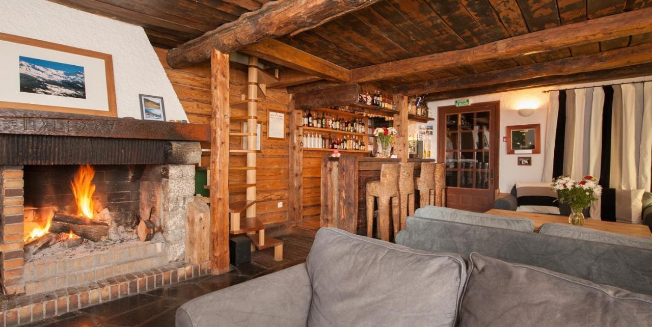 Auberge Sur La Montagne ซานต์-โฟย์-ตาฮองเตส ภายนอก รูปภาพ
